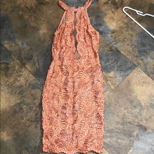 Beautiful dress great for dances or a night out